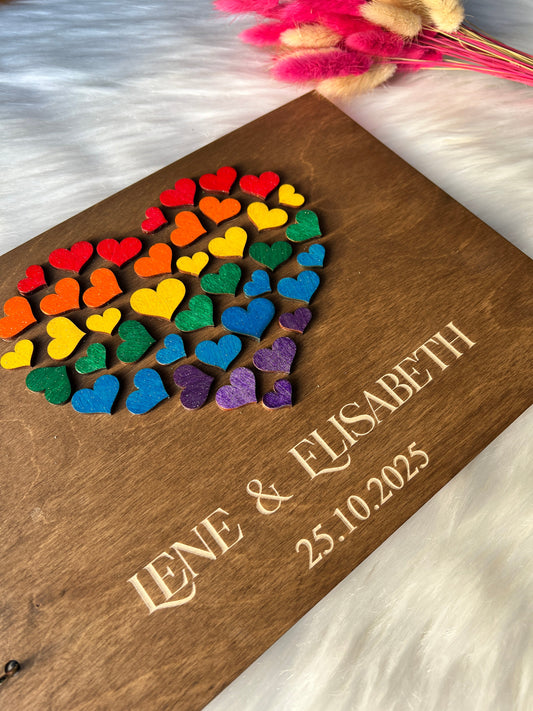 Gjestebok – Regnbuehjerte Design KK FAMILY ART