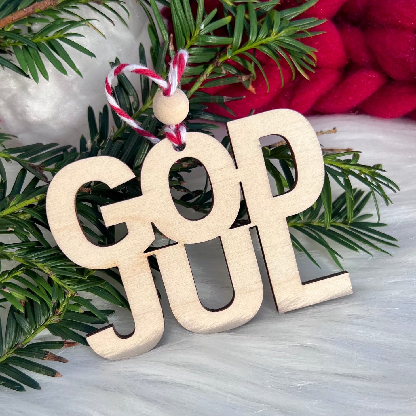 Personlig julepynt i tre GOD JUL KK FAMILY ART