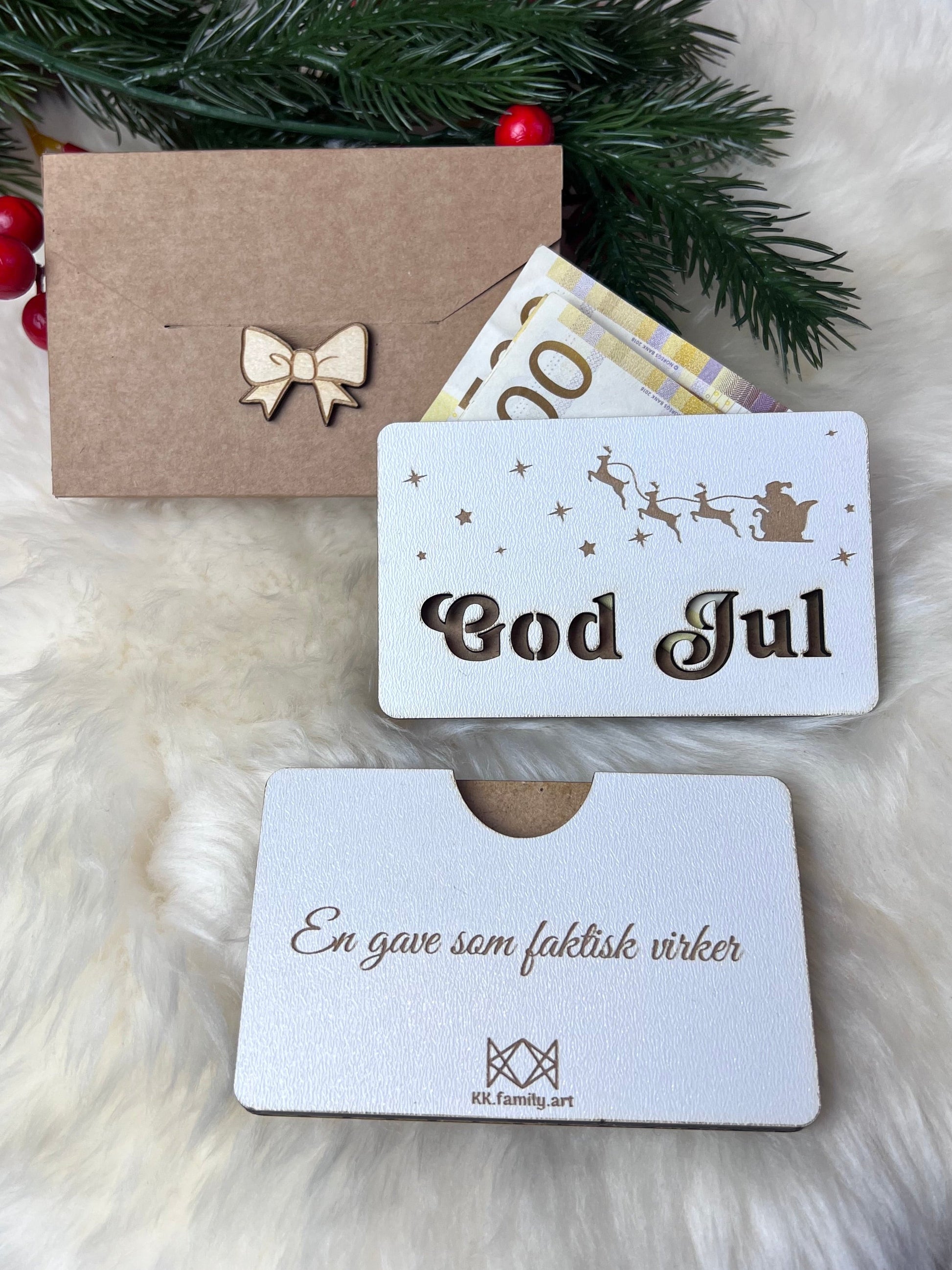 Håndlaget tre-etui for gavekort eller kontant GOD JUL KK FAMILY ART