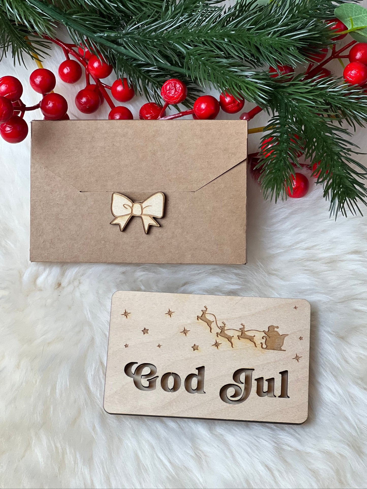 Håndlaget tre-etui for gavekort eller kontant GOD JUL KK FAMILY ART