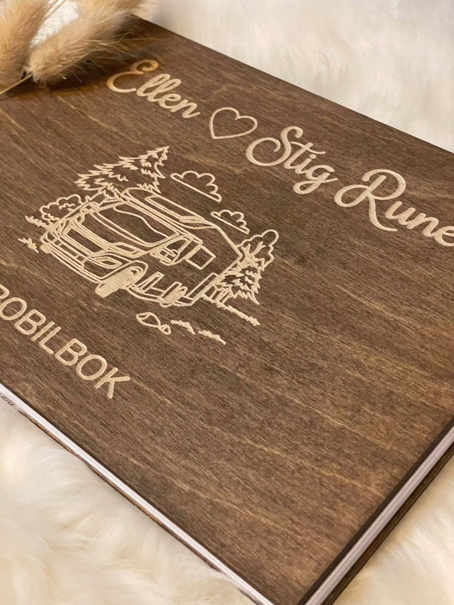 Bobilbok personlig tilpasset (d1) KK FAMILY ART