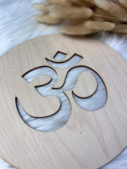 Veggdekorasjon med Om-symbol (d2)