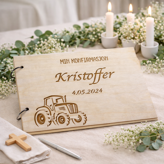 ersonlig gjestebok til konfirmasjon med gravert traktor og konfirmantens navn.